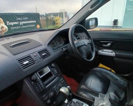 Серый Вольво ХС90, объемом двигателя 2.5 л и пробегом 20 тыс. км за 4300 $, фото 4 на Automoto.ua