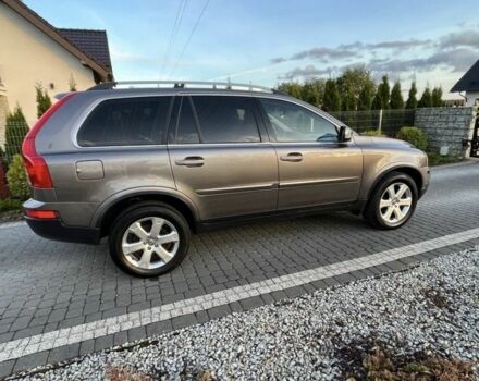 Серый Вольво ХС90, объемом двигателя 2.4 л и пробегом 230 тыс. км за 3200 $, фото 3 на Automoto.ua