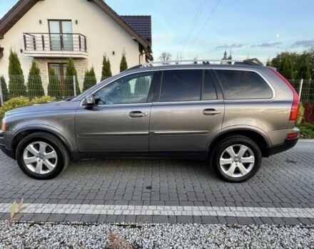 Серый Вольво ХС90, объемом двигателя 2.4 л и пробегом 230 тыс. км за 3200 $, фото 2 на Automoto.ua