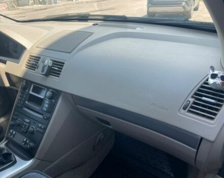 Вольво ХС90 2006 в Харькове на Automoto.ua Серый Вольво ХС90, объемом двигателя 2.4 л и пробегом 283 тыс. км за 6850 $, фото 10 на Automoto.ua