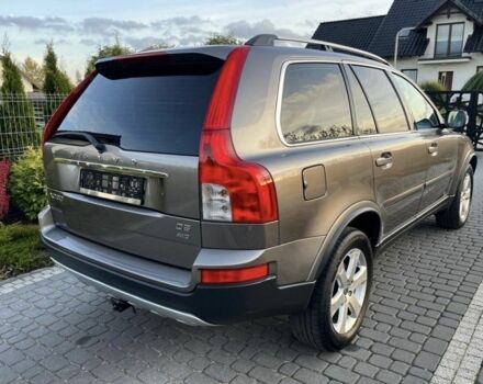 Серый Вольво ХС90, объемом двигателя 2.4 л и пробегом 230 тыс. км за 3200 $, фото 4 на Automoto.ua