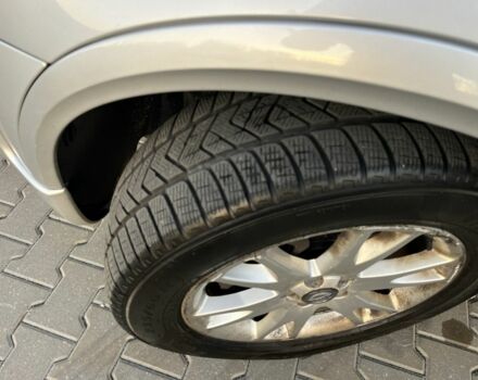 Серый Вольво ХС90, объемом двигателя 2.4 л и пробегом 370 тыс. км за 5600 $, фото 6 на Automoto.ua