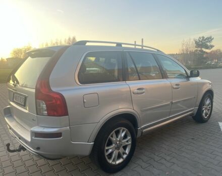 Серый Вольво ХС90, объемом двигателя 2.4 л и пробегом 370 тыс. км за 5600 $, фото 4 на Automoto.ua