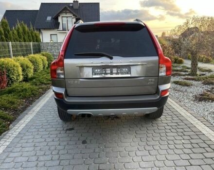 Серый Вольво ХС90, объемом двигателя 2.4 л и пробегом 230 тыс. км за 3200 $, фото 5 на Automoto.ua