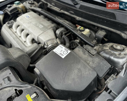 Сірий Вольво ХС90, об'ємом двигуна 4.4 л та пробігом 277 тис. км за 12500 $, фото 31 на Automoto.ua