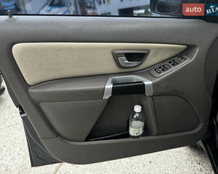 Сірий Вольво ХС90, об'ємом двигуна 4.4 л та пробігом 277 тис. км за 12500 $, фото 11 на Automoto.ua