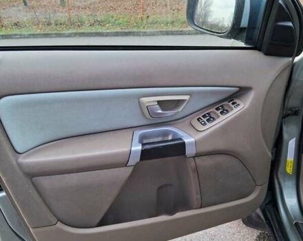 Серый Вольво ХС90, объемом двигателя 3.2 л и пробегом 213 тыс. км за 5900 $, фото 3 на Automoto.ua