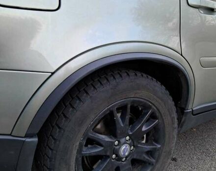 Серый Вольво ХС90, объемом двигателя 3.2 л и пробегом 213 тыс. км за 5900 $, фото 2 на Automoto.ua