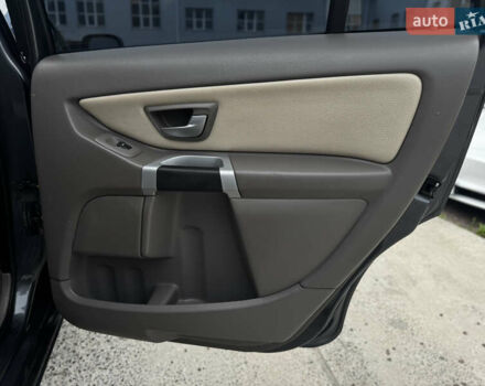 Сірий Вольво ХС90, об'ємом двигуна 4.4 л та пробігом 277 тис. км за 12500 $, фото 23 на Automoto.ua