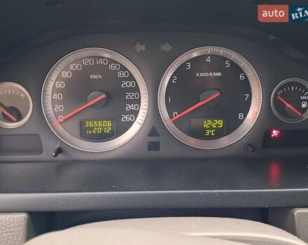 Серый Вольво ХС90, объемом двигателя 3.19 л и пробегом 360 тыс. км за 11200 $, фото 5 на Automoto.ua