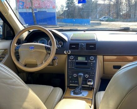 Сірий Вольво ХС90, об'ємом двигуна 24 л та пробігом 330 тис. км за 6700 $, фото 8 на Automoto.ua