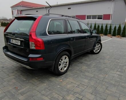 Серый Вольво ХС90, объемом двигателя 2.4 л и пробегом 270 тыс. км за 3900 $, фото 2 на Automoto.ua