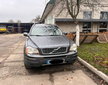 Серый Вольво ХС90, объемом двигателя 2.4 л и пробегом 351 тыс. км за 5100 $, фото 6 на Automoto.ua