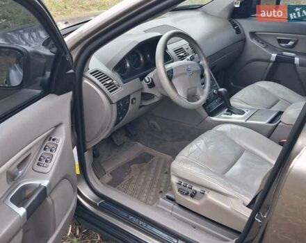 Серый Вольво ХС90, объемом двигателя 3.19 л и пробегом 360 тыс. км за 11200 $, фото 4 на Automoto.ua