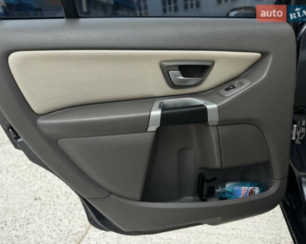 Сірий Вольво ХС90, об'ємом двигуна 4.4 л та пробігом 277 тис. км за 12500 $, фото 22 на Automoto.ua