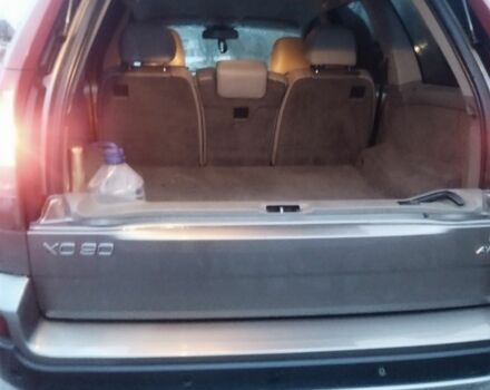 Серый Вольво ХС90, объемом двигателя 2 л и пробегом 320 тыс. км за 6100 $, фото 6 на Automoto.ua