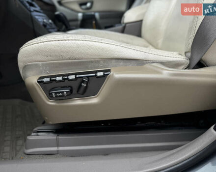 Сірий Вольво ХС90, об'ємом двигуна 4.4 л та пробігом 277 тис. км за 12500 $, фото 13 на Automoto.ua