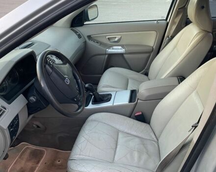 Сірий Вольво ХС90, об'ємом двигуна 2.4 л та пробігом 235 тис. км за 3700 $, фото 6 на Automoto.ua