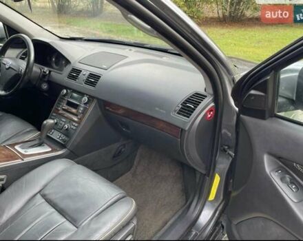 Серый Вольво ХС90, объемом двигателя 3.19 л и пробегом 288 тыс. км за 10300 $, фото 1 на Automoto.ua