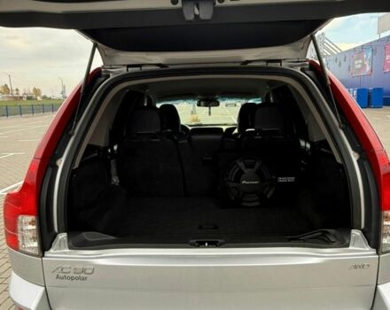 Вольво ХС90 2008 в Нововолынск на Automoto.ua Серый Вольво ХС90, объемом двигателя 2.4 л и пробегом 285 тыс. км за 13200 $, фото 15 на Automoto.ua