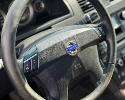 Серый Вольво ХС90, объемом двигателя 2.4 л и пробегом 350 тыс. км за 6500 $, фото 9 на Automoto.ua