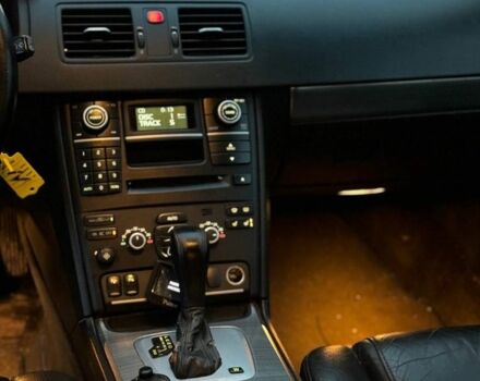 Серый Вольво ХС90, объемом двигателя 2.4 л и пробегом 290 тыс. км за 6500 $, фото 11 на Automoto.ua