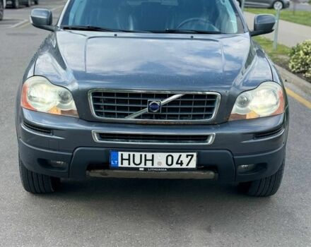 Серый Вольво ХС90, объемом двигателя 2.4 л и пробегом 350 тыс. км за 6500 $, фото 2 на Automoto.ua