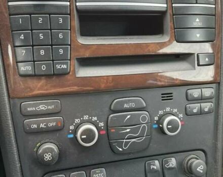 Серый Вольво ХС90, объемом двигателя 3.19 л и пробегом 288 тыс. км за 10300 $, фото 18 на Automoto.ua