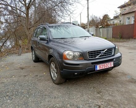 Серый Вольво ХС90, объемом двигателя 2.4 л и пробегом 297 тыс. км за 7500 $, фото 3 на Automoto.ua