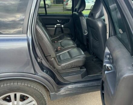 Серый Вольво ХС90, объемом двигателя 2.4 л и пробегом 350 тыс. км за 6500 $, фото 14 на Automoto.ua