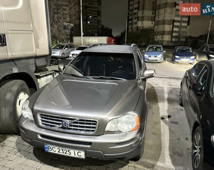 Серый Вольво ХС90, объемом двигателя 2.4 л и пробегом 280 тыс. км за 13800 $, фото 1 на Automoto.ua