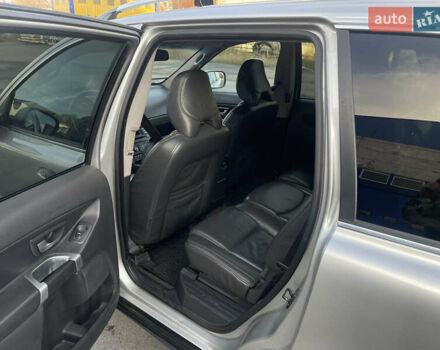 Серый Вольво ХС90, объемом двигателя 2.4 л и пробегом 343 тыс. км за 10500 $, фото 13 на Automoto.ua