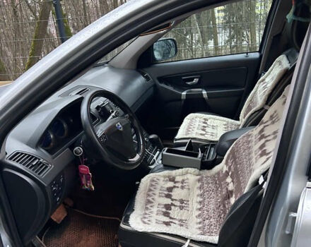 Сірий Вольво ХС90, об'ємом двигуна 2.4 л та пробігом 444 тис. км за 12700 $, фото 5 на Automoto.ua
