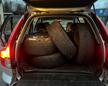 Серый Вольво ХС90, объемом двигателя 2.4 л и пробегом 290 тыс. км за 6500 $, фото 16 на Automoto.ua