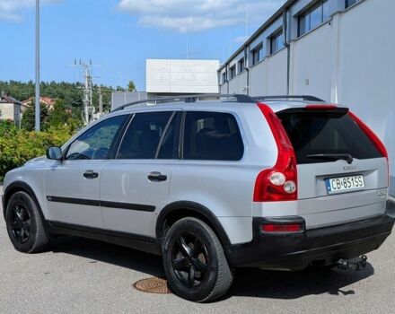 Серый Вольво ХС90, объемом двигателя 2.4 л и пробегом 250 тыс. км за 3650 $, фото 1 на Automoto.ua