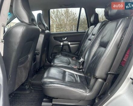 Сірий Вольво ХС90, об'ємом двигуна 2.4 л та пробігом 303 тис. км за 14500 $, фото 19 на Automoto.ua