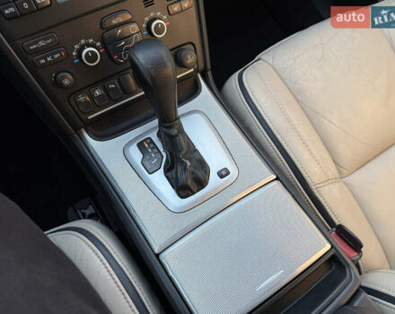 Сірий Вольво ХС90, об'ємом двигуна 2.4 л та пробігом 285 тис. км за 16163 $, фото 31 на Automoto.ua