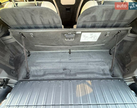 Сірий Вольво ХС90, об'ємом двигуна 2.4 л та пробігом 285 тис. км за 16163 $, фото 46 на Automoto.ua