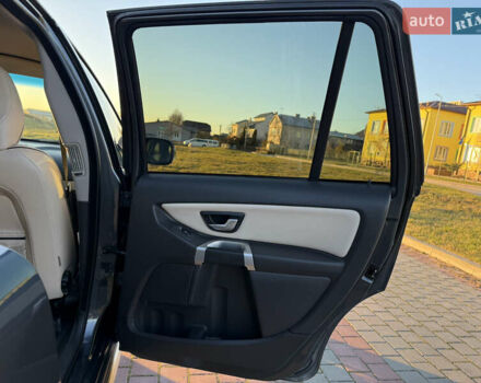 Сірий Вольво ХС90, об'ємом двигуна 2.4 л та пробігом 285 тис. км за 16163 $, фото 49 на Automoto.ua