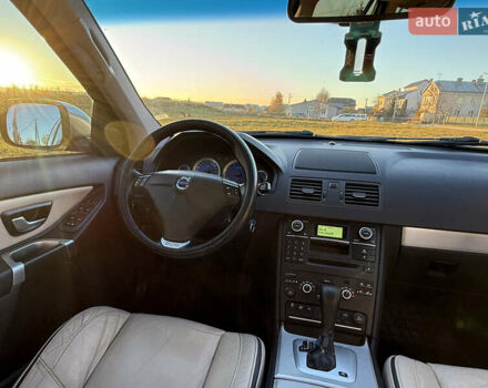 Сірий Вольво ХС90, об'ємом двигуна 2.4 л та пробігом 285 тис. км за 16163 $, фото 54 на Automoto.ua
