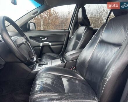 Сірий Вольво ХС90, об'ємом двигуна 2.4 л та пробігом 303 тис. км за 14500 $, фото 10 на Automoto.ua