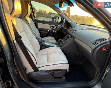 Сірий Вольво ХС90, об'ємом двигуна 2.4 л та пробігом 285 тис. км за 16163 $, фото 59 на Automoto.ua