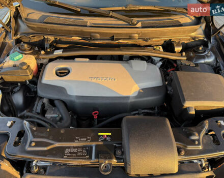 Сірий Вольво ХС90, об'ємом двигуна 2.4 л та пробігом 285 тис. км за 16163 $, фото 65 на Automoto.ua