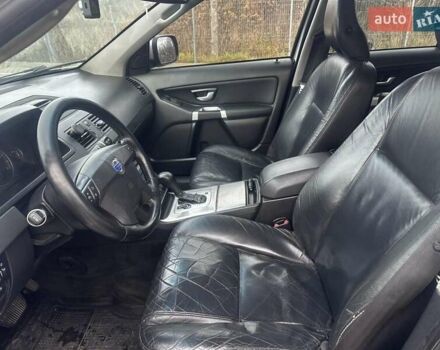 Сірий Вольво ХС90, об'ємом двигуна 2.4 л та пробігом 303 тис. км за 14500 $, фото 16 на Automoto.ua