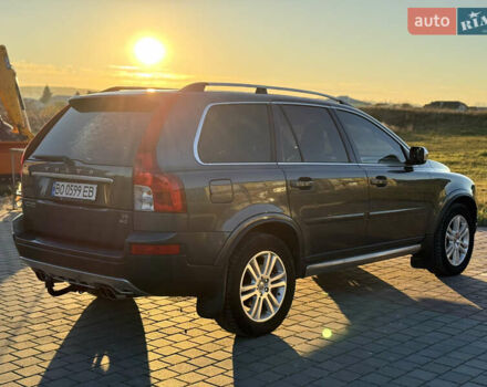 Сірий Вольво ХС90, об'ємом двигуна 2.4 л та пробігом 285 тис. км за 16163 $, фото 9 на Automoto.ua