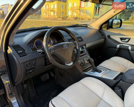 Сірий Вольво ХС90, об'ємом двигуна 2.4 л та пробігом 285 тис. км за 16163 $, фото 21 на Automoto.ua
