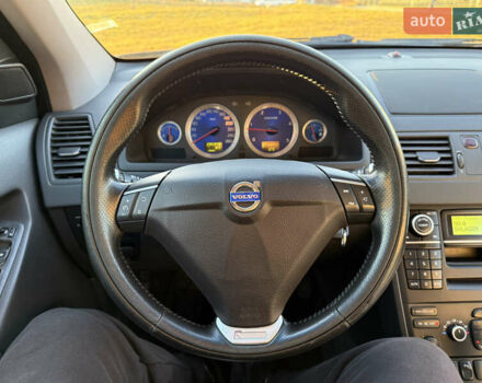 Сірий Вольво ХС90, об'ємом двигуна 2.4 л та пробігом 285 тис. км за 16163 $, фото 23 на Automoto.ua