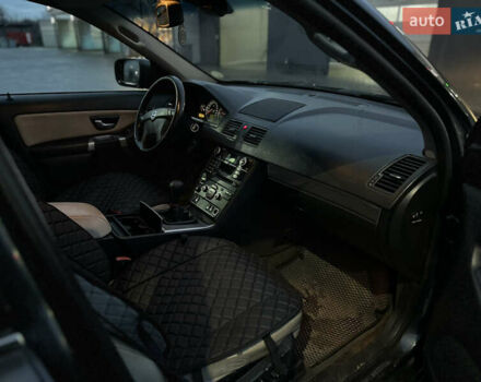 Сірий Вольво ХС90, об'ємом двигуна 2.4 л та пробігом 260 тис. км за 12000 $, фото 3 на Automoto.ua