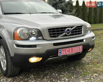 Сірий Вольво ХС90, об'ємом двигуна 2.4 л та пробігом 240 тис. км за 15999 $, фото 18 на Automoto.ua