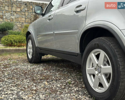 Сірий Вольво ХС90, об'ємом двигуна 2.4 л та пробігом 240 тис. км за 15999 $, фото 27 на Automoto.ua